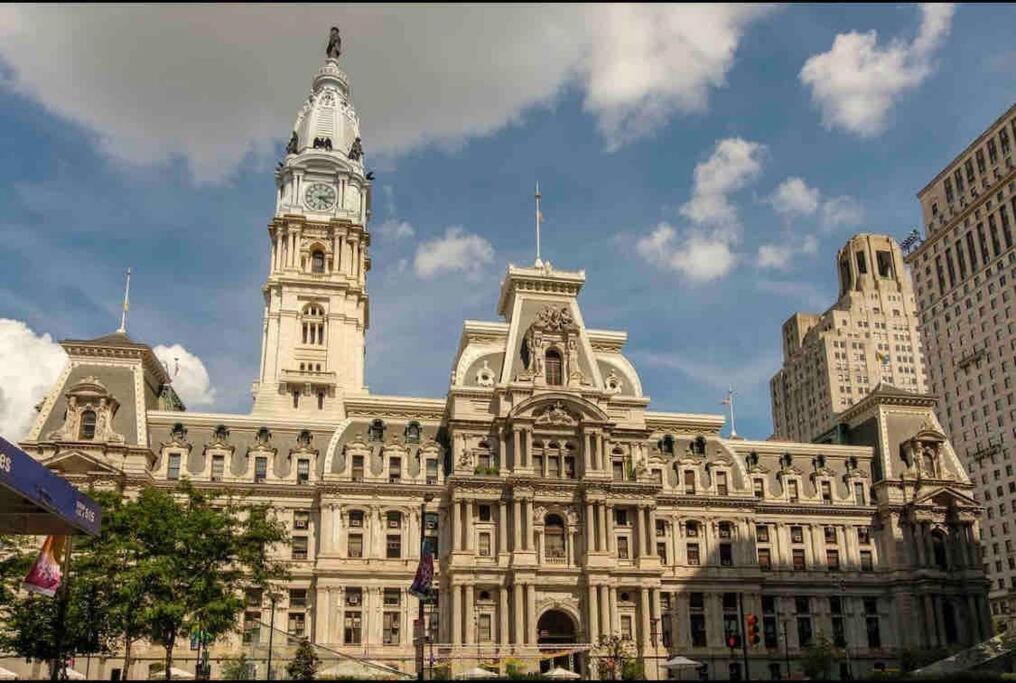 503 Bohemian Romance Apartments In Center City Philadelphia Buitenkant foto